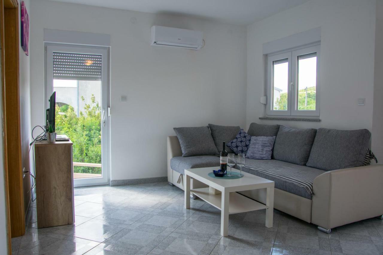 Apartman Lavanda Maslenica Zewnętrze zdjęcie