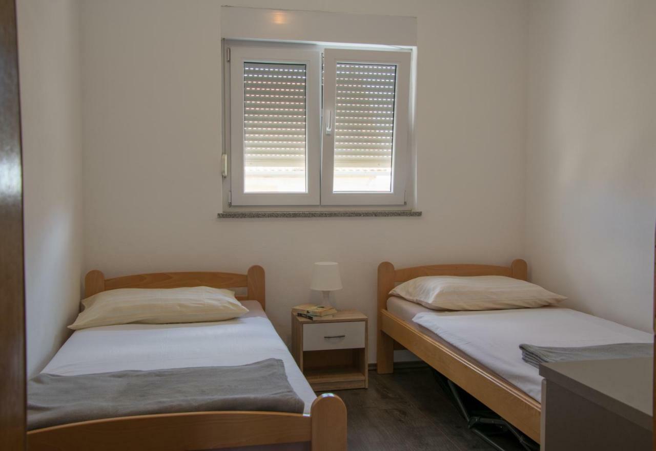 Apartman Lavanda Maslenica Zewnętrze zdjęcie